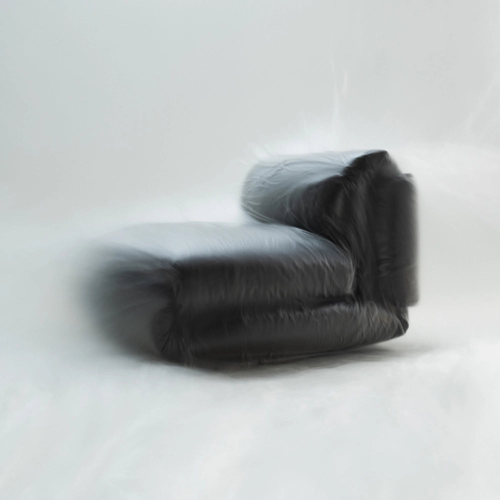 Abrazo Lounge Chair Leather