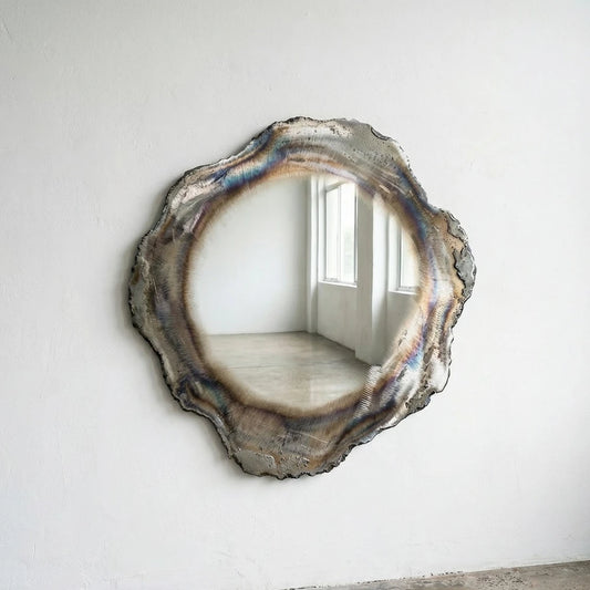 Ustio Mirror
