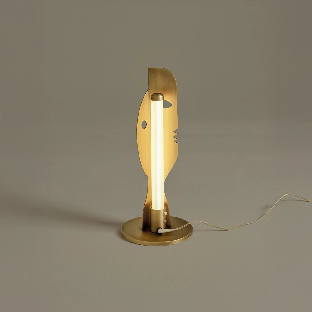 Deramo Lamp