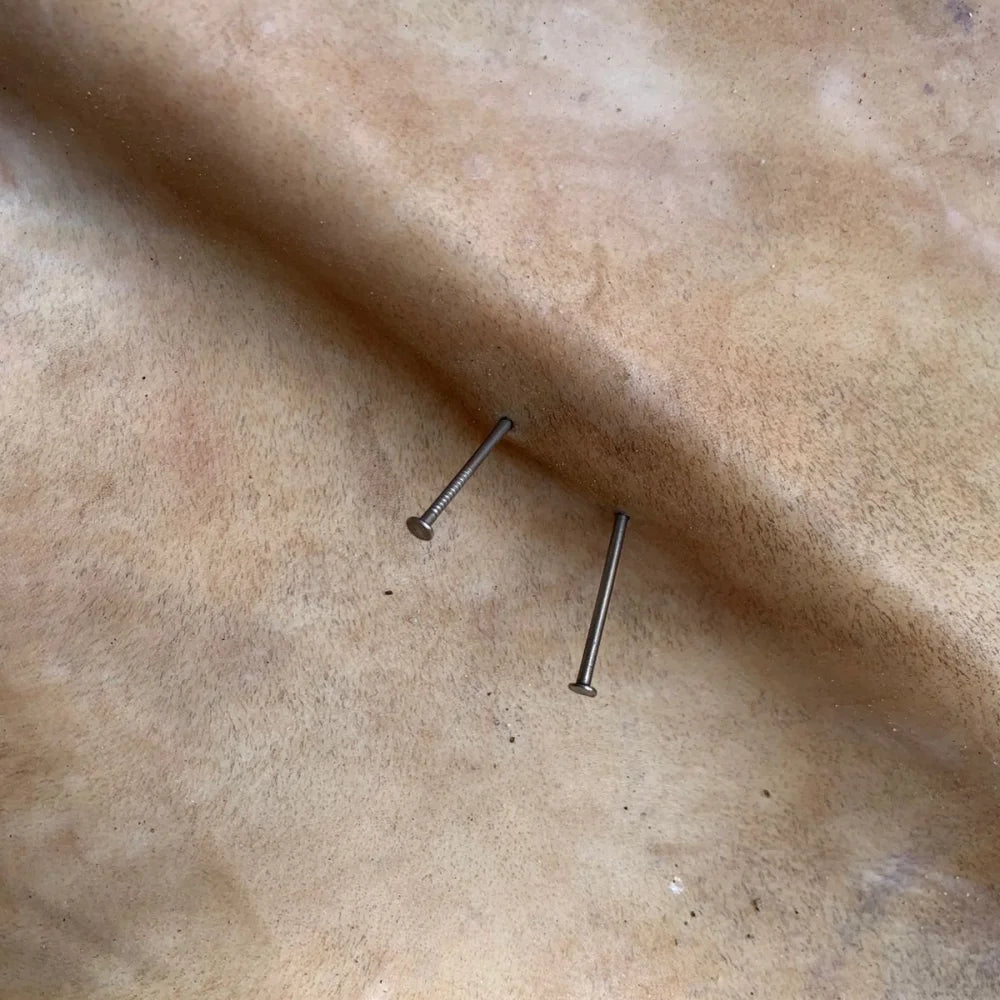 Phantom : Rawhide table