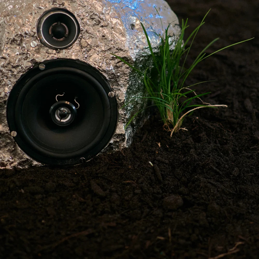 Bronze Singing Stone Mdl. C Speaker