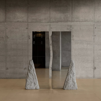 Illusio Mirror