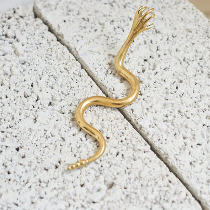 Artefacto Bronze Serpent Hand