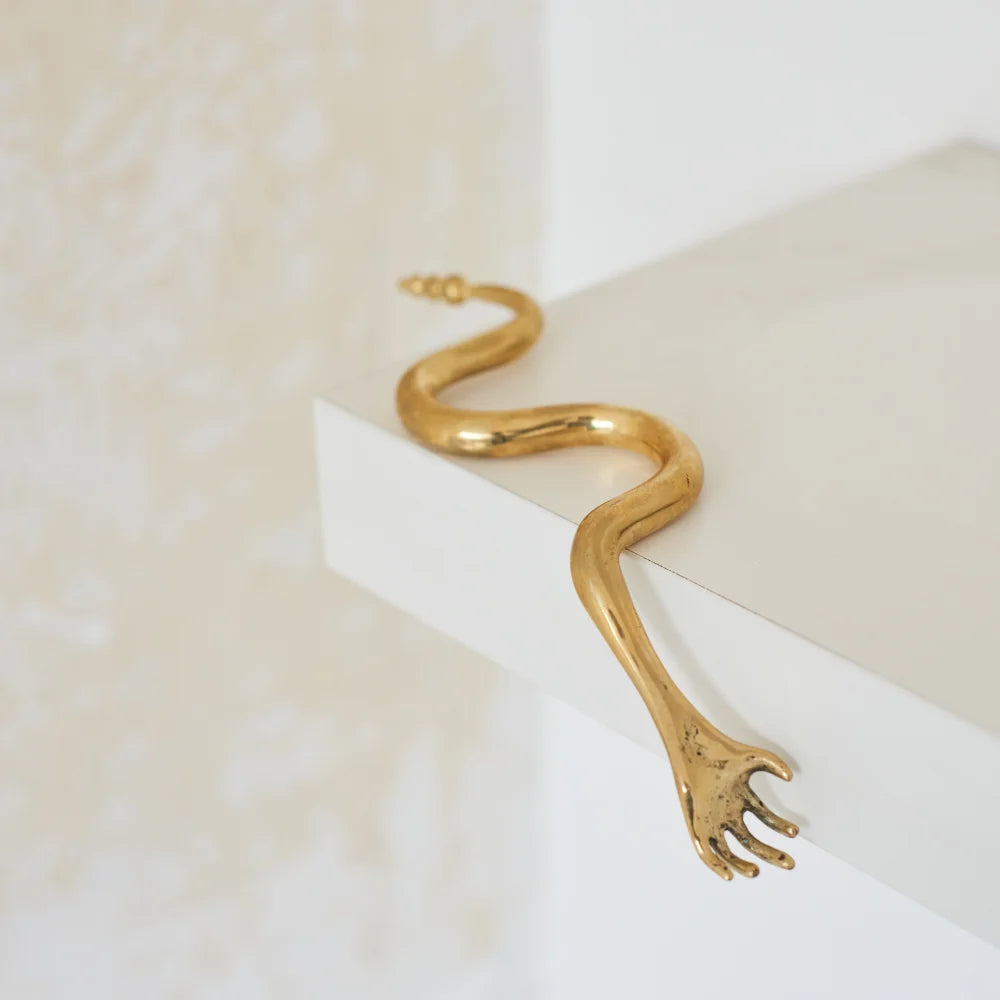 Artefacto Bronze Serpent Hand