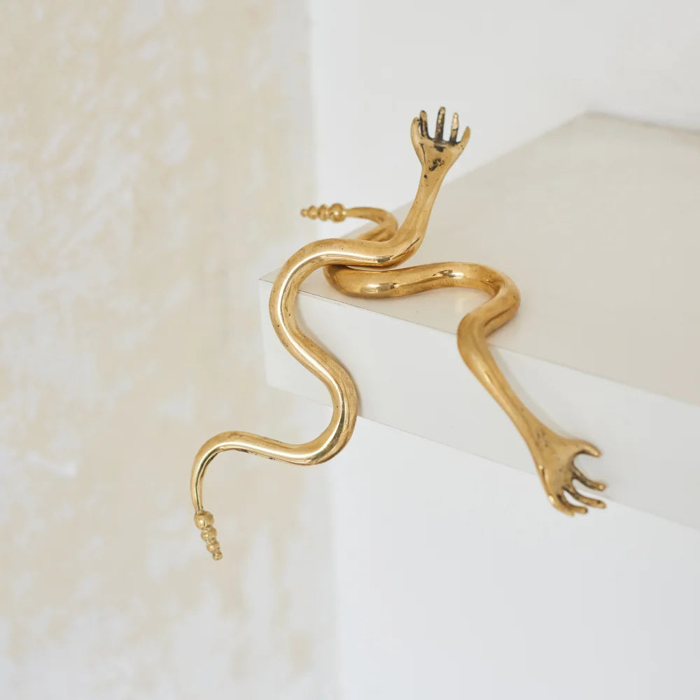 Artefacto Bronze Serpent Hand