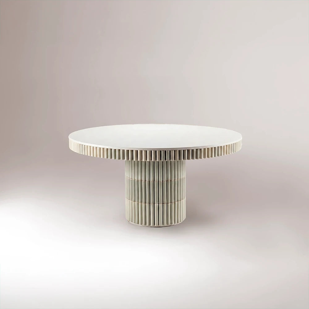 Nouvelle Donne Dining Table