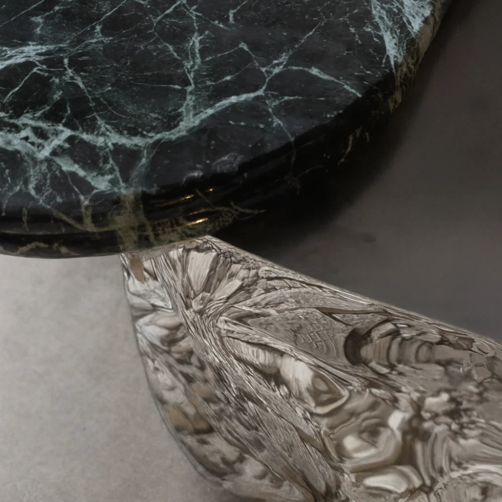 Colgada Coffee Table