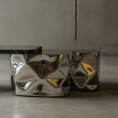 Colgada Coffee Table