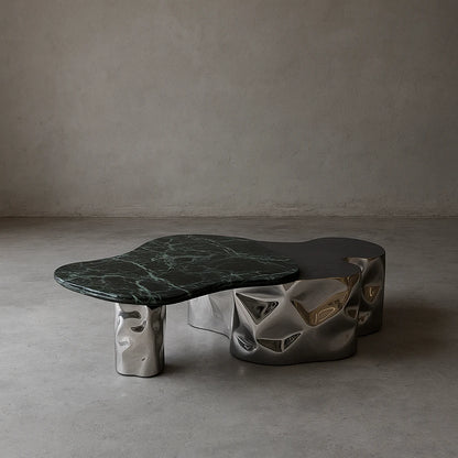 Colgada Coffee Table