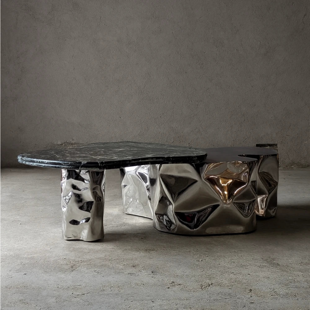 Colgada Coffee Table