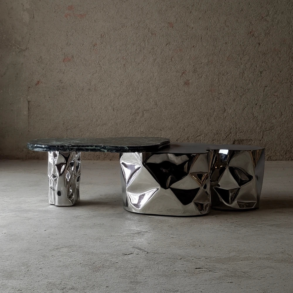 Colgada Coffee Table