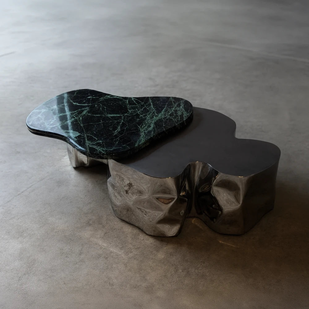 Colgada Coffee Table