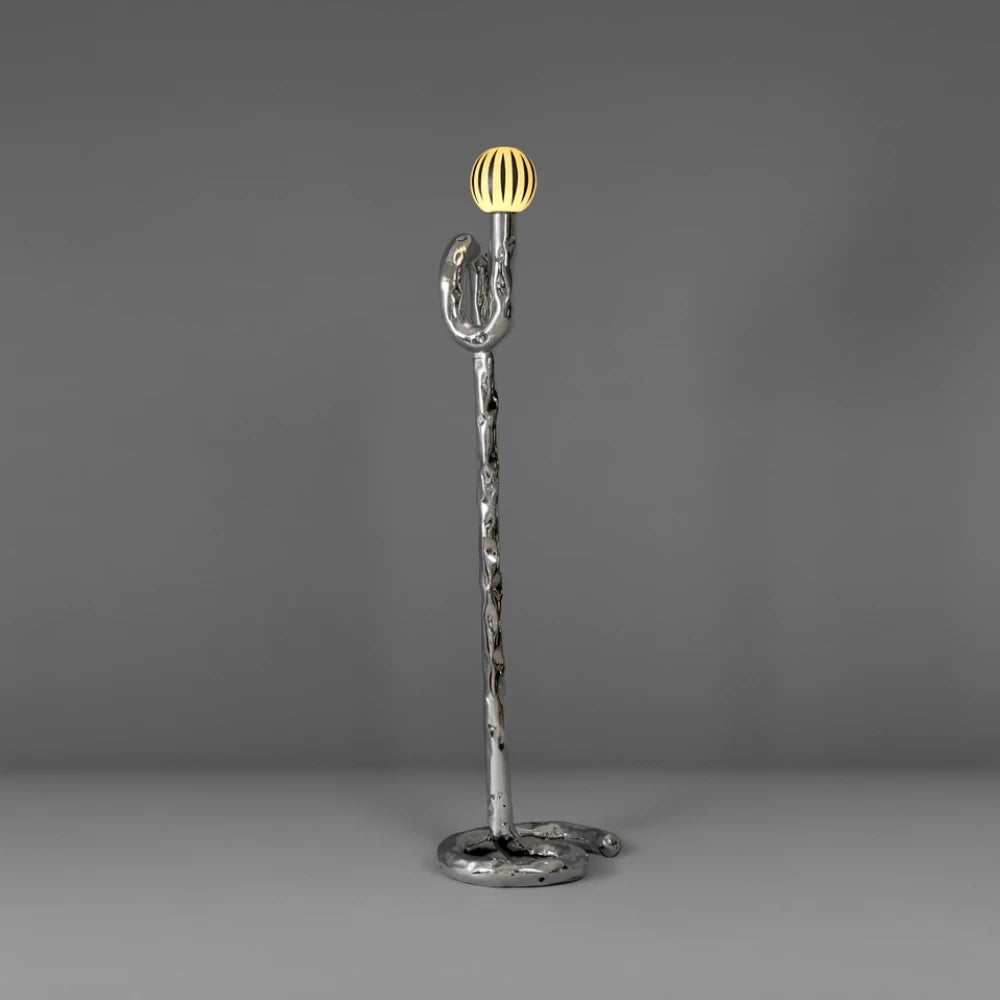 Lasso Lamp