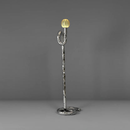 Lasso Lamp
