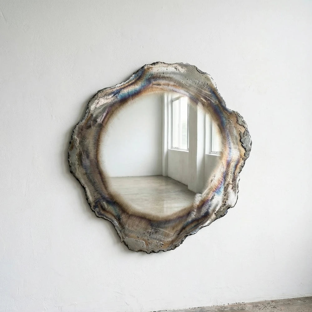 Ustio Mirror