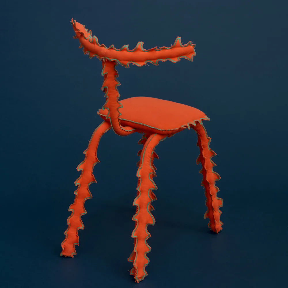 Disguise Series 00 Chair 01
