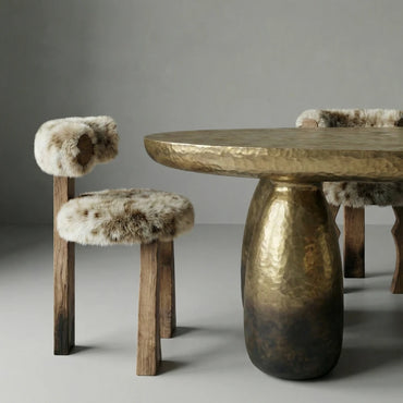 Solum Dining Table