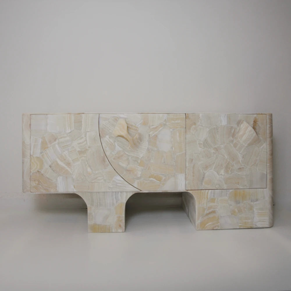 Eoli Credenza
