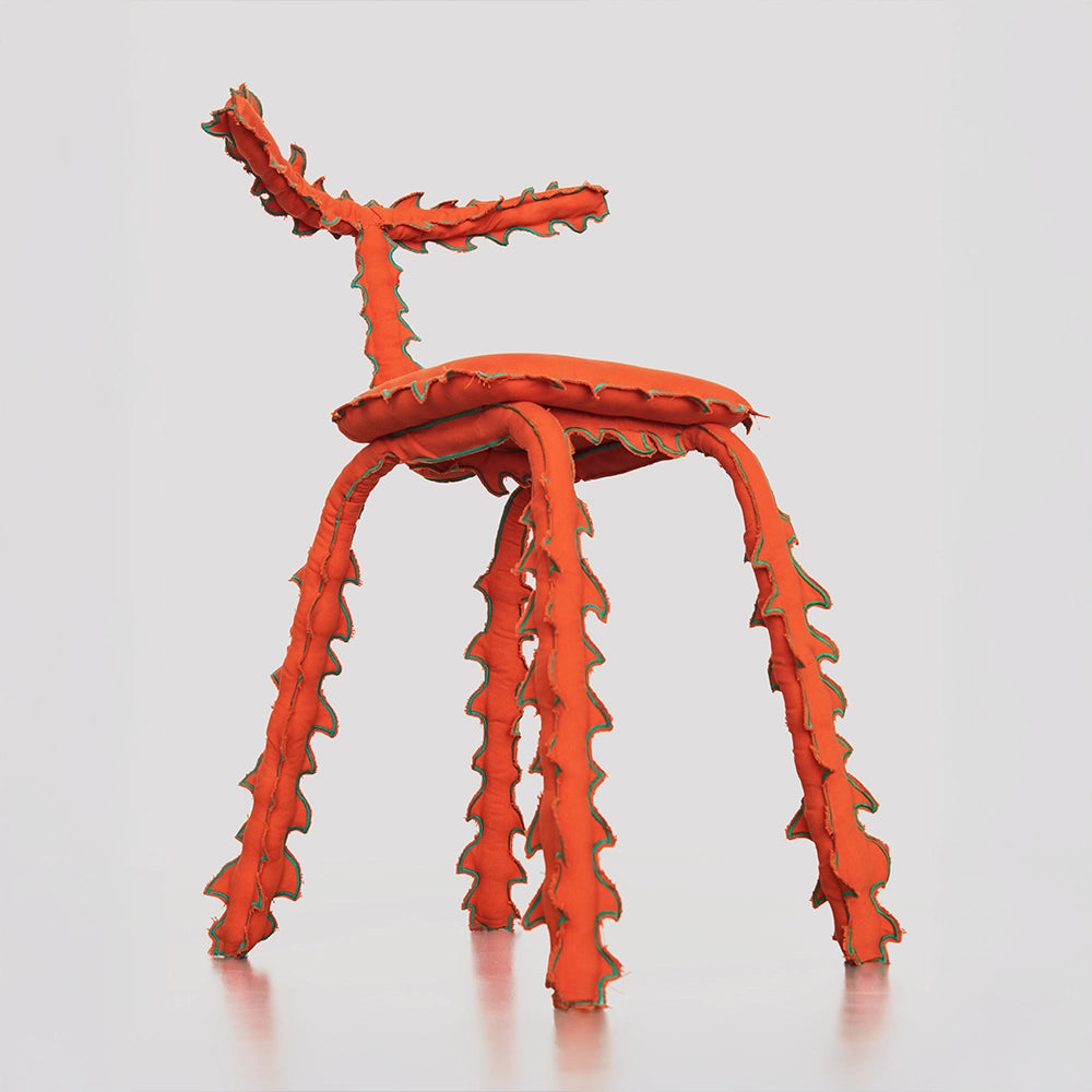 Disguise Series 00 Chair 01